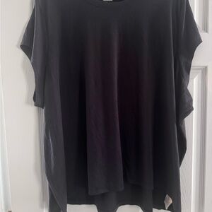 Athleta Black Short Sleeve Relaxed Crew Neck Tee